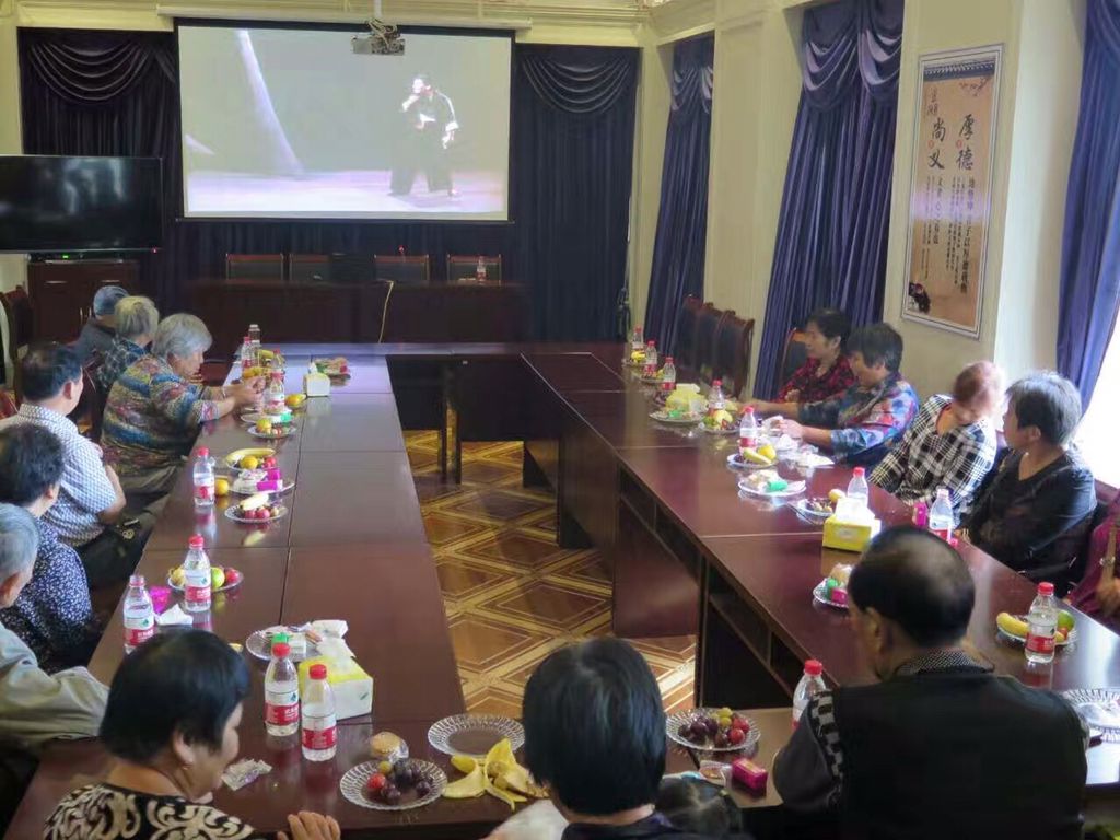 ��Ԫ�㳡��չ��Ϧ�����ഺ���ذ�����ϵ�л